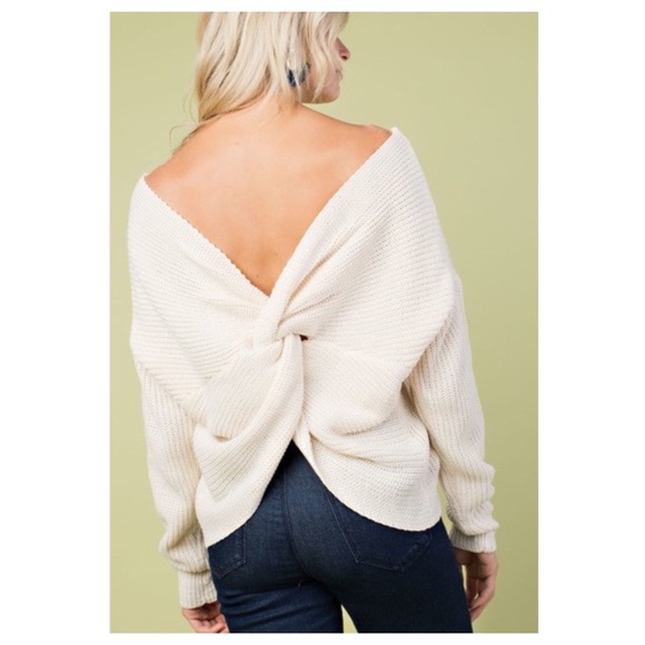 Sweaters - Last 1 Medium! Off White Twisted Back Sweater